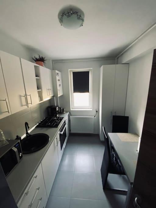 Apartament 2 Camere Modern Si Confortabil Giroc ภายนอก รูปภาพ